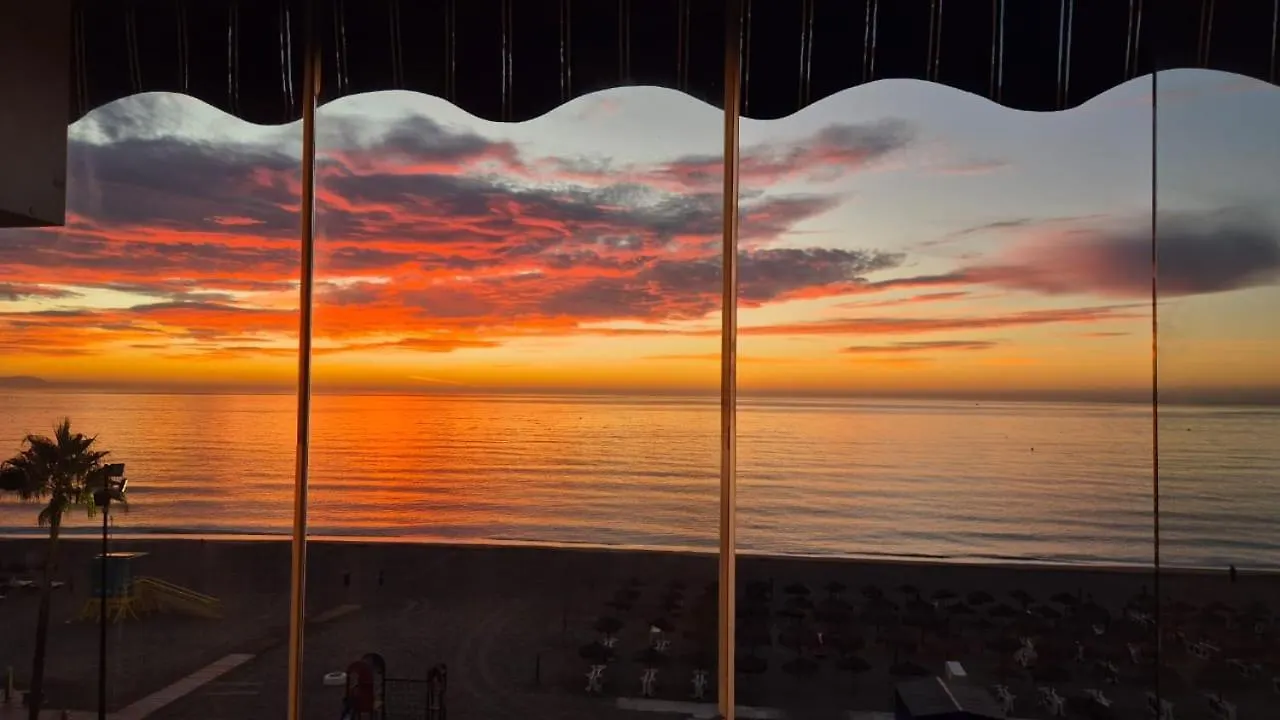 Apartamento Frente Al Mar Fuengirola Spain